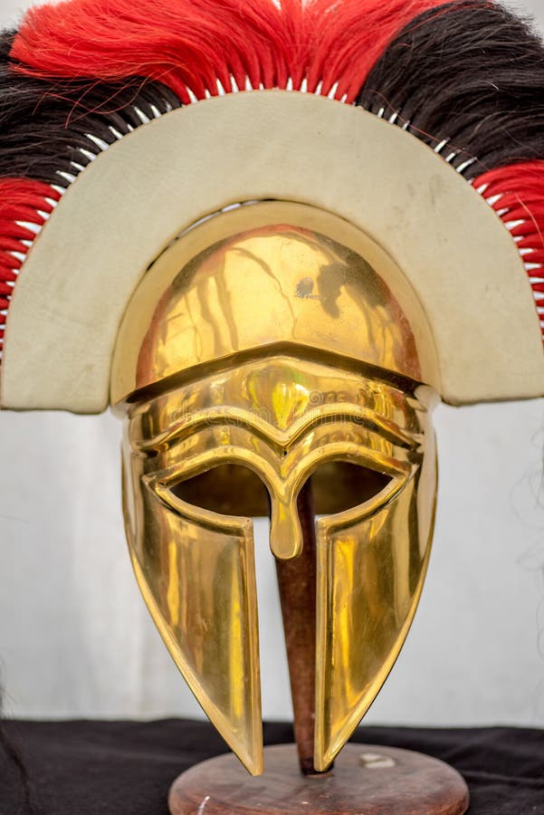 Casque de guerrier du grec ancien photographie stock libre de droits Casque de guerrier du grec ancien photographie stock libre de droits