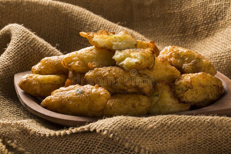 Cassava snacks fried stock photo. Image of recipes, cassava - 92119988