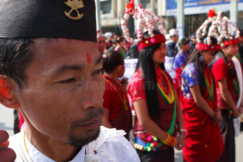 Casta Di Gurungs Di Nuovo Anno Nel Nepal Fotografia Stock Editoriale ...
