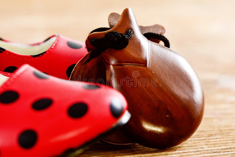 Red-Black Dots Kids Flamenco Shoes