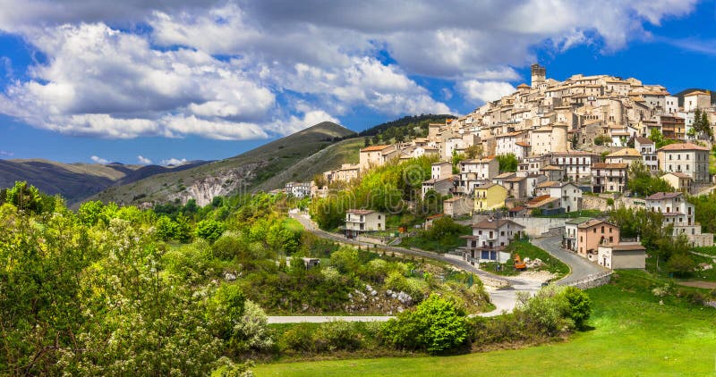 Castel del Monte - pictorial hilltop village in Abruzzo, Italy. Castel del Monte - pictorial hilltop village in Abruzzo, Italy