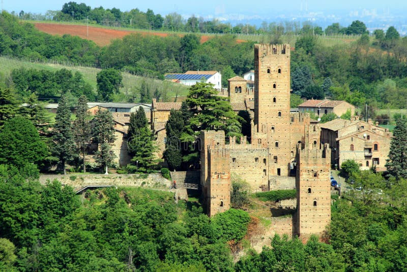 Castell'Arquato, a medieval village in northern Italy royalty free stock photo Castell'Arquato, a medieval village in northern Italy royalty free stock photo