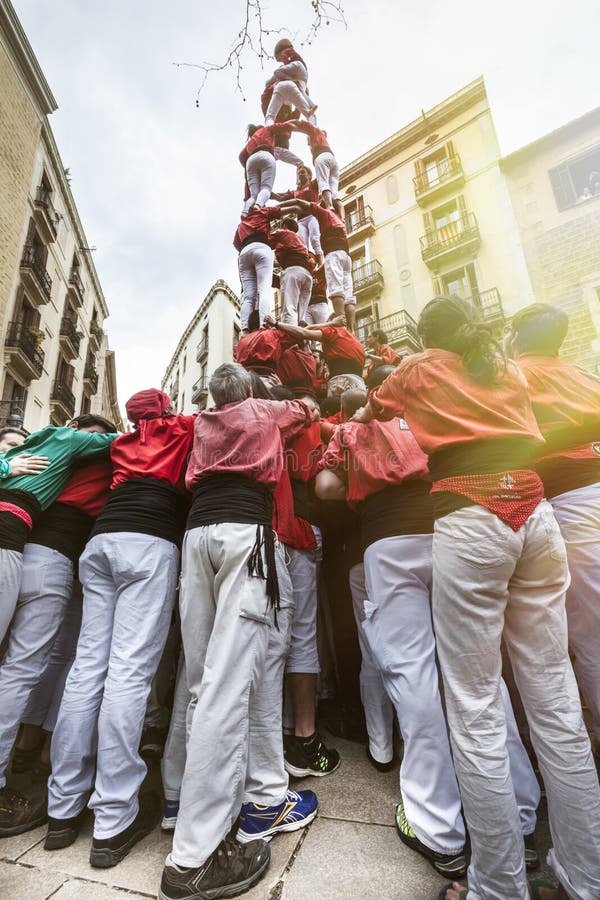 Castellers Barcelona, Spanje Menselijke piramide royalty-vrije stock afbeeldingen Castellers Barcelona, Spanje Menselijke piramide royalty-vrije stock afbeeldingen