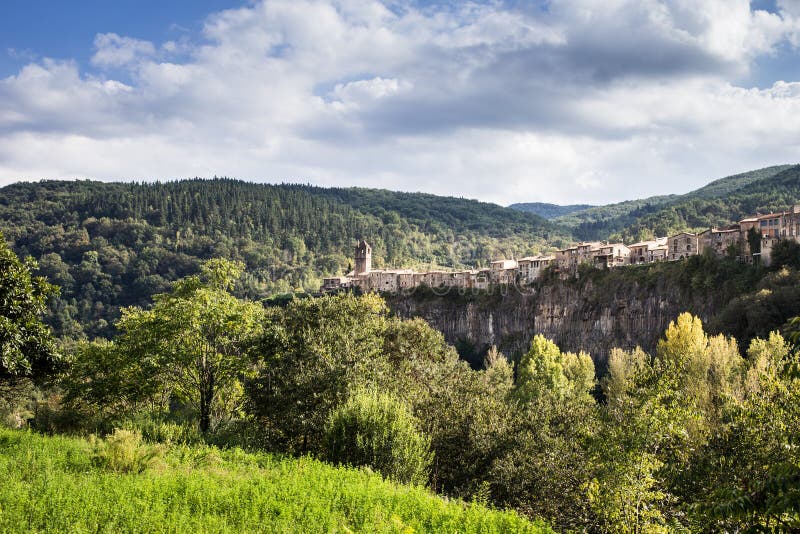 140+ Castellfollit De La Roca Stock Photos, Pictures & Royalty