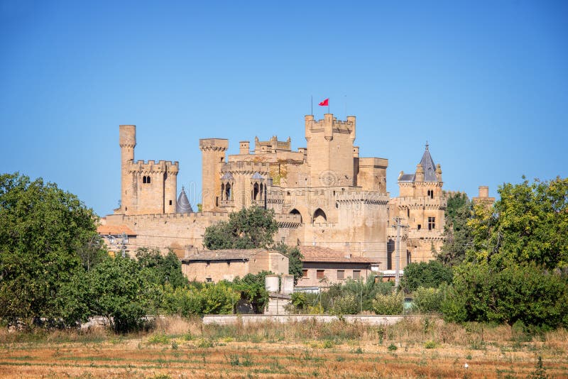 Castello medievale di Olite in Navarra fotografia stock Castello medievale di Olite in Navarra fotografia stock