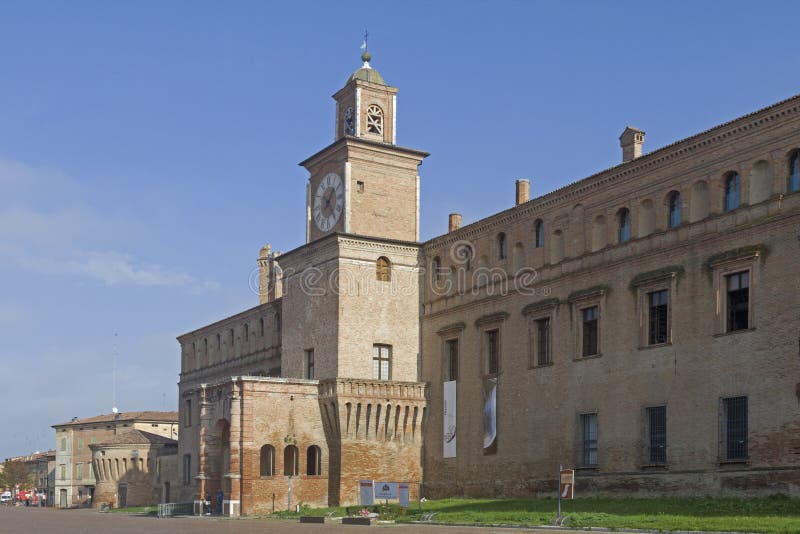 Κάστρο στην Κάρπι στοκ εικόνες