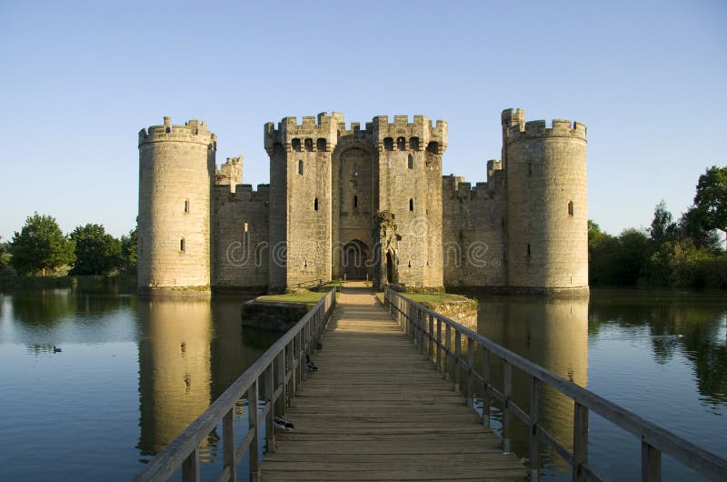 Castelo de Bodiam fotografia de stock Castelo de Bodiam fotografia de stock