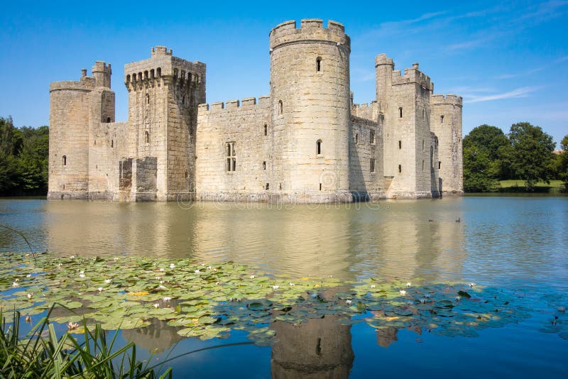 Castelo de Bodiam imagens de stock royalty free Castelo de Bodiam imagens de stock royalty free