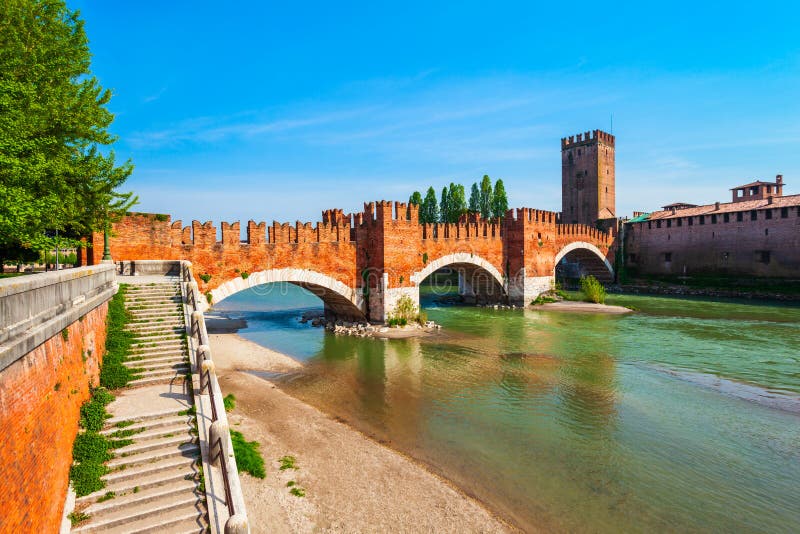 Castelo de Castelvecchio em Verona, It?lia fotografia de stock royalty free Castelo de Castelvecchio em Verona, It?lia fotografia de stock royalty free