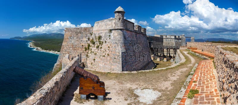 Castillo Del Morro Fort auf karibischer Küste Eingang zu Bucht Santiage Des schützend Kuba stockfotografie Castillo Del Morro Fort auf karibischer Küste Eingang zu Bucht Santiage Des schützend Kuba stockfotografie