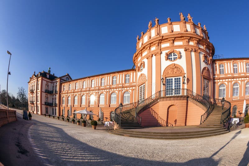 Castillo famoso de Biebrich