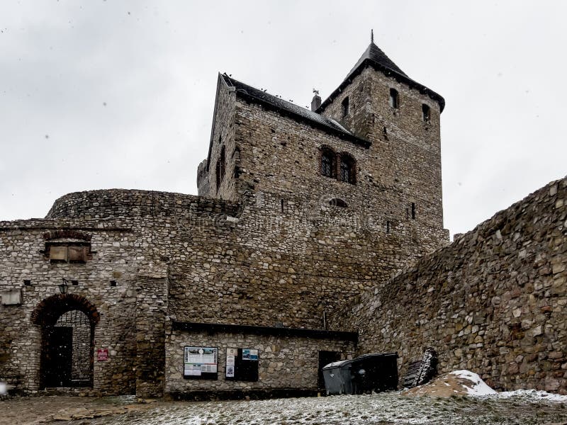 castle-in-bedzin-silesia-poland-stock-image-image-of-horizon