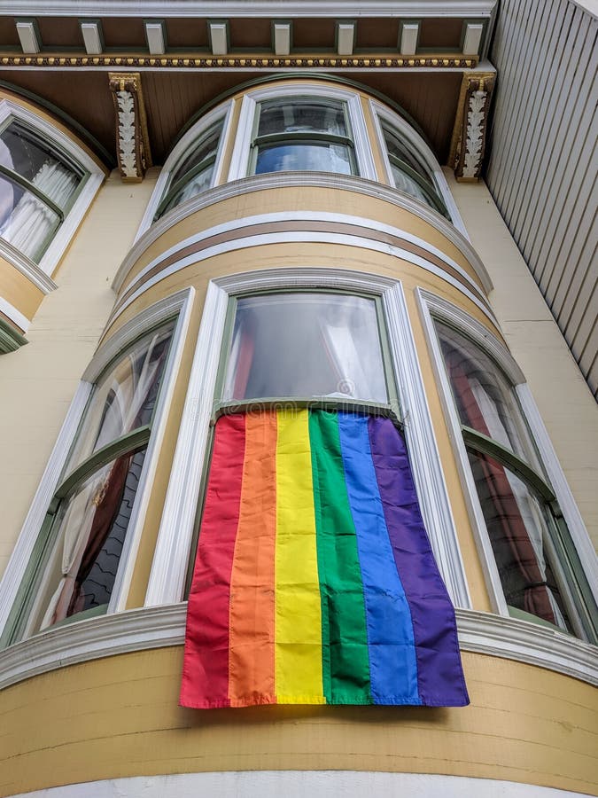 Castro District Rainbow Colored Flag, San Francisco, la Californie photo libre de droits Castro District Rainbow Colored Flag, San Francisco, la Californie photo libre de droits