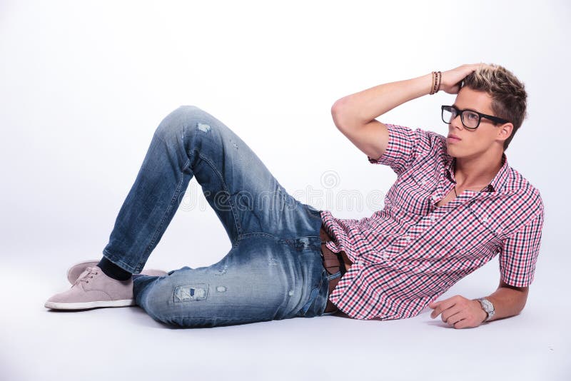 night photo shoot pose idea | Photoshoot poses, Men casual, Casual button  down shirt