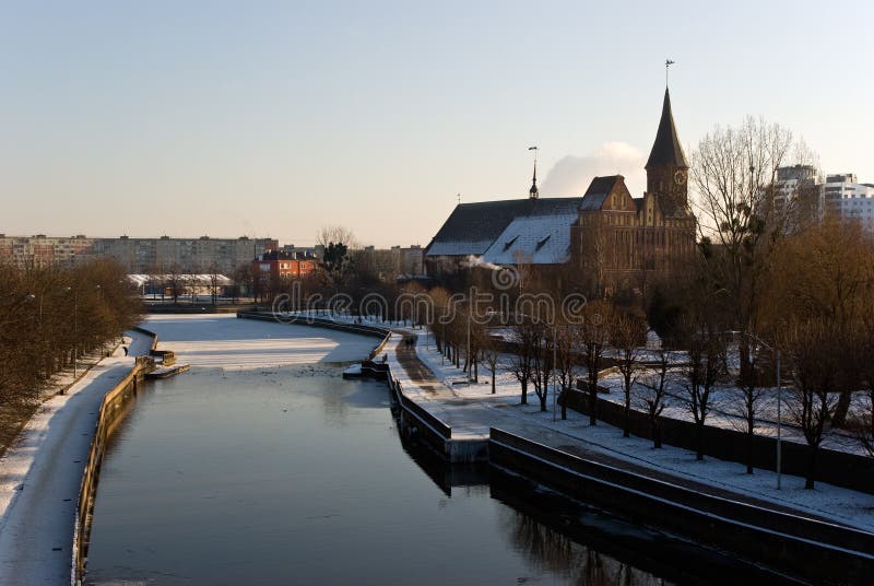 Catedral de Kaliningrad no inverno foto de stock Catedral de Kaliningrad no inverno foto de stock