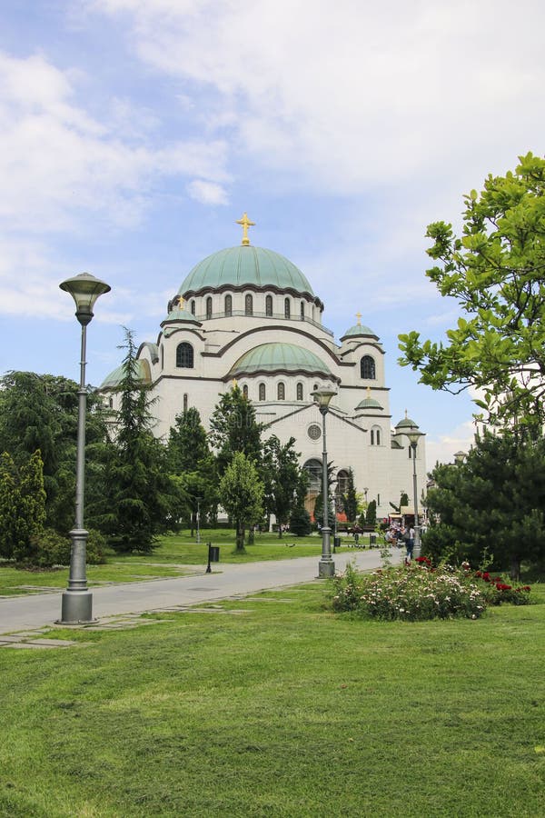 A catedral de Saint Sava em Belgrado, S?rvia fotografia de stock A catedral de Saint Sava em Belgrado, S?rvia fotografia de stock