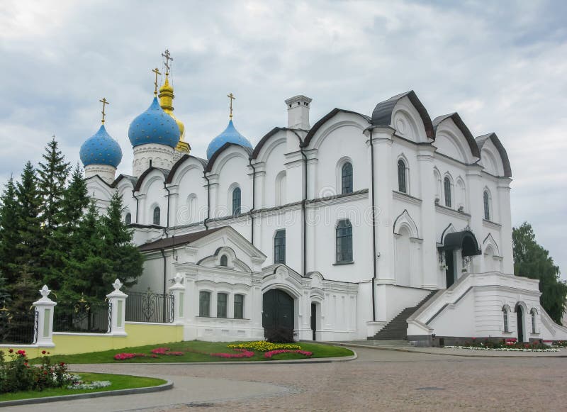 A catedral do aviso do Kremlin de Kazan é a primeira igreja ortodoxa do Kremlin de Kazan fotos de stock A catedral do aviso do Kremlin de Kazan é a primeira igreja ortodoxa do Kremlin de Kazan fotos de stock