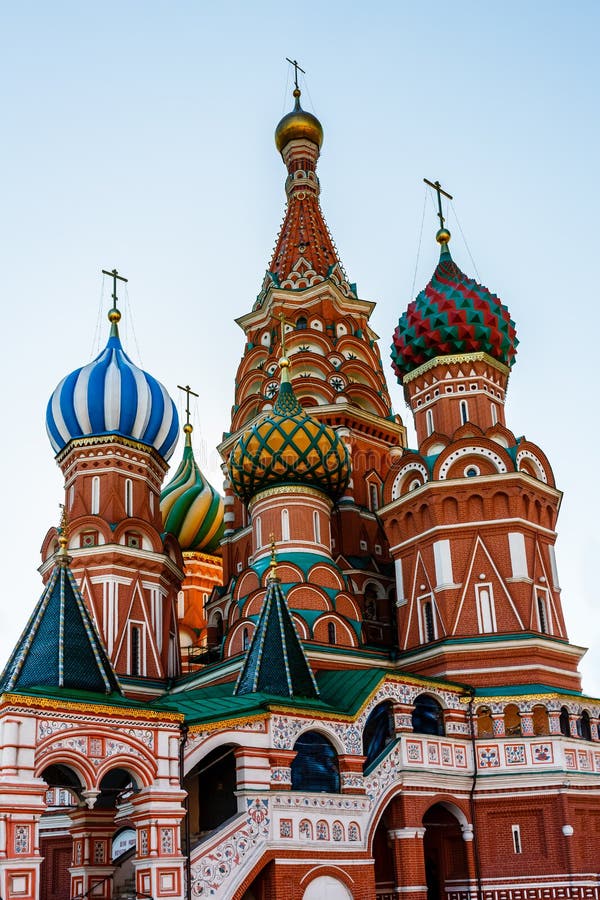 Catedral do de Vasily abençoado no quadrado vermelho em Moscovo