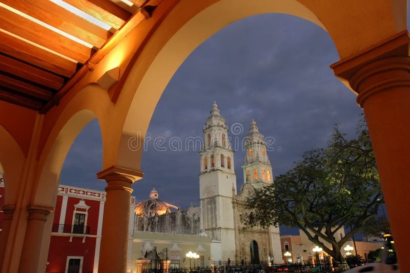 Catedral em Campeche fotos de stock royalty free Catedral em Campeche fotos de stock royalty free