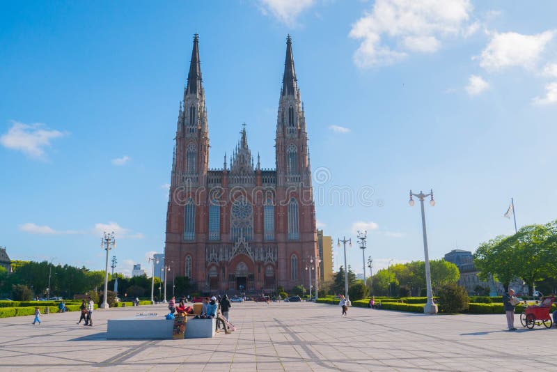 A catedral na cidade do La Plata imagens de stock A catedral na cidade do La Plata imagens de stock
