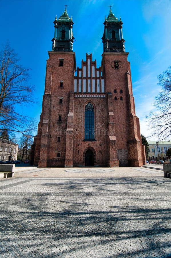 Catedral en viejo de, polonia.