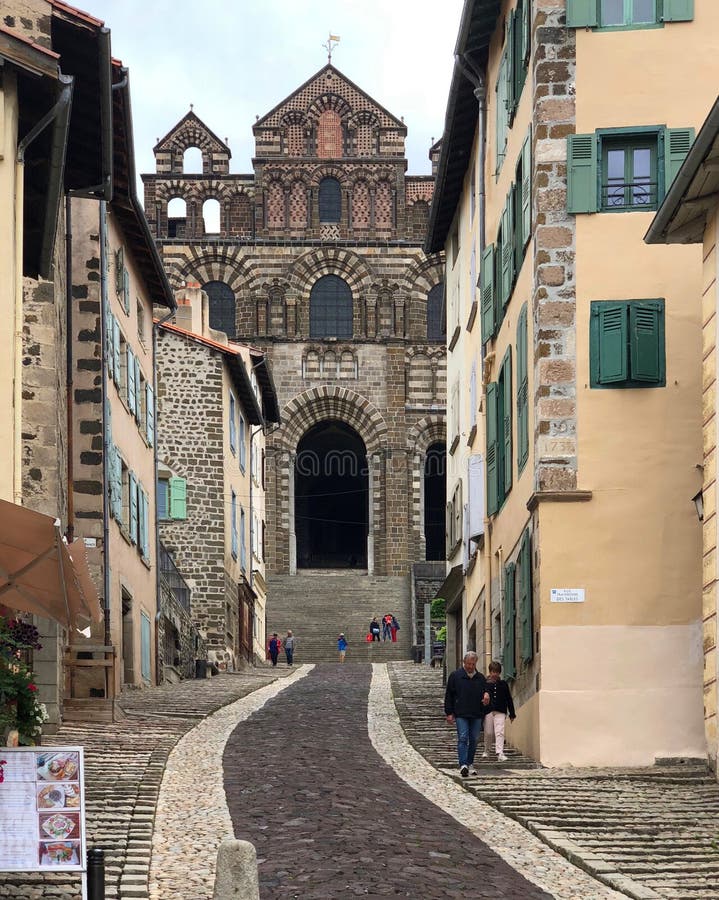 Cathedral Notre-Dame Du Puy In De Stad Van Le Puy-en-Velay - Fra