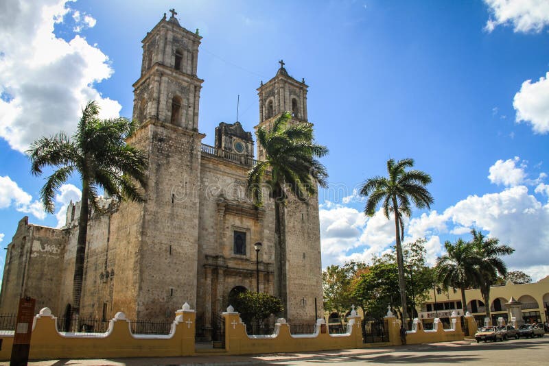 The Cathedral of Our Lady of the Holy Assumptio, Valladolid, Yucatan, Mexico royalty free stock image The Cathedral of Our Lady of the Holy Assumptio, Valladolid, Yucatan, Mexico royalty free stock image