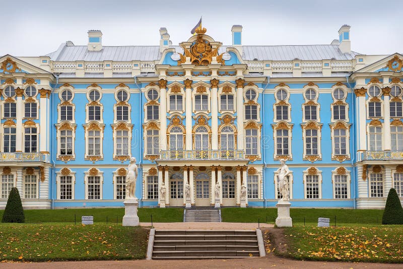 Catherine Palace i Tsarskoye Selo, St Petersburg, Ryssland royaltyfri foto Catherine Palace i Tsarskoye Selo, St Petersburg, Ryssland royaltyfri foto