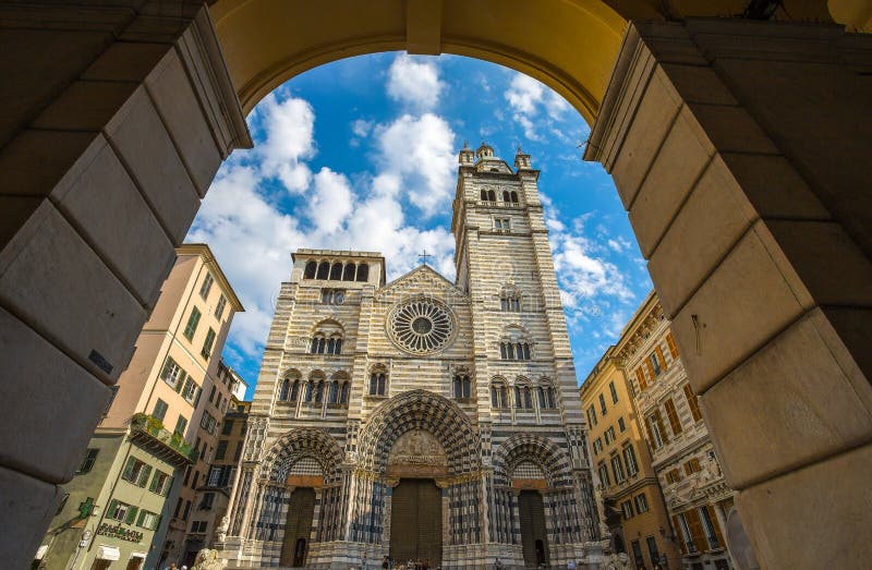 Cathédrale de Saint-Laurent, Gênes, Italie photos stock Cathédrale de Saint-Laurent, Gênes, Italie photos stock
