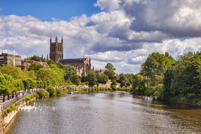 Cathédrale et rivière Severn R-U de Worcester images libres de droits Cathédrale et rivière Severn R-U de Worcester images libres de droits