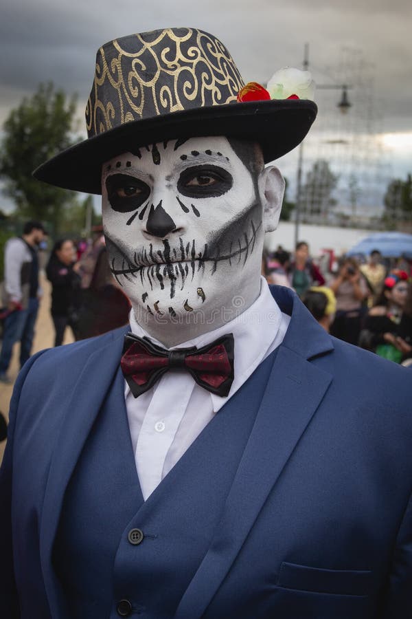 Catrina En El Día Del Desfile Callejero En Puebla Imagen de archivo editorial - Imagen de partido, carnaval: 184330304 Catrina En El Día Del Desfile Callejero En Puebla Imagen de archivo editorial - Imagen de partido, carnaval: 184330304