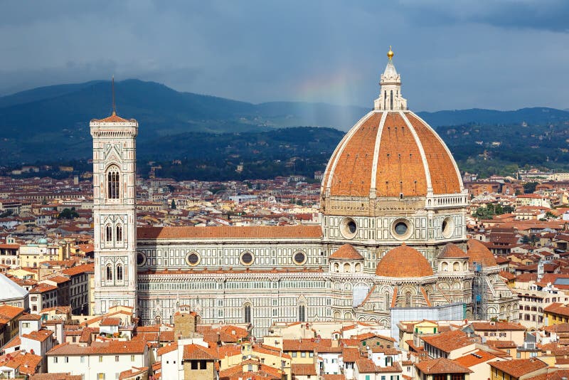 Cattedrale del duomo a Firenze fotografie stock libere da diritti Cattedrale del duomo a Firenze fotografie stock libere da diritti