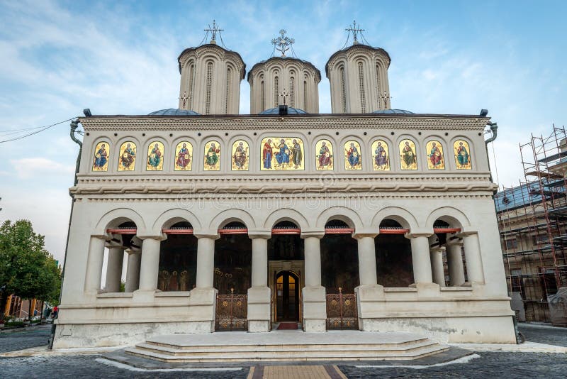 Religione Ortodossa Rumena In Cosa Credono Cattedrale Patriarcale Ortodossa Rumena a Bucarest Immagine Stock