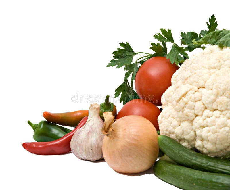 Cauliflower, tomatoes, bell peppers, and onion