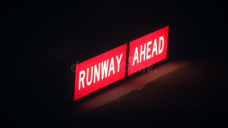 Caution there is a runway ahead warning sign designed specifically for aviation safety purposes visual that indicates pilots clips vidéos