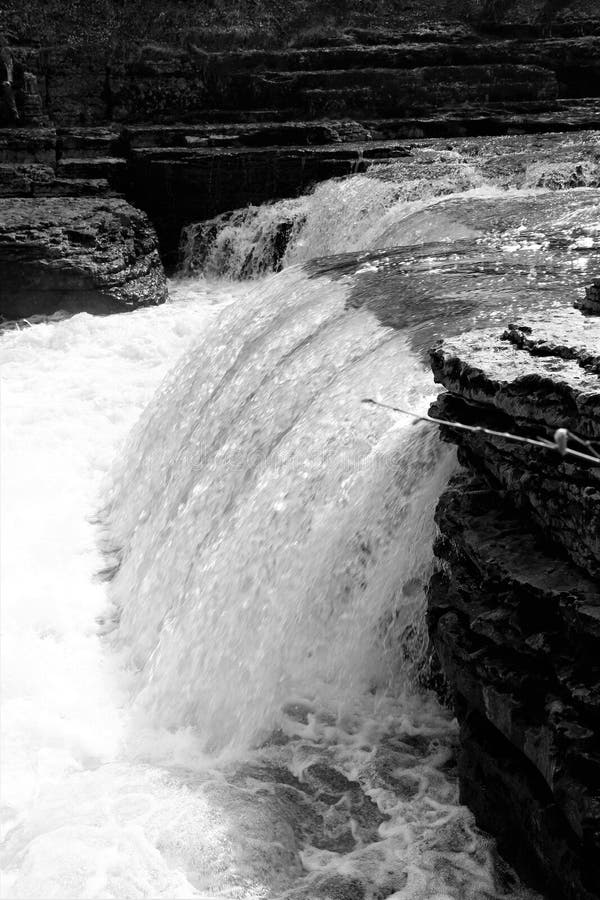 Caídas de Aysgarth fotos de archivo libres de regalías Caídas de Aysgarth fotos de archivo libres de regalías