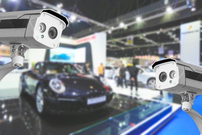 Cctv-kamera av kommersiella bilar i showrum royaltyfria bilder Cctv-kamera av kommersiella bilar i showrum royaltyfria bilder