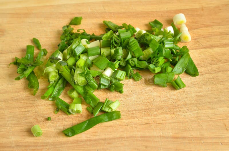 Cebola desbastada verde foto de stock Cebola desbastada verde foto de stock