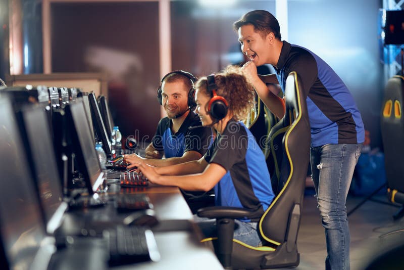 83,400+ Gaming Championship Stock Photos, Pictures & Royalty-Free