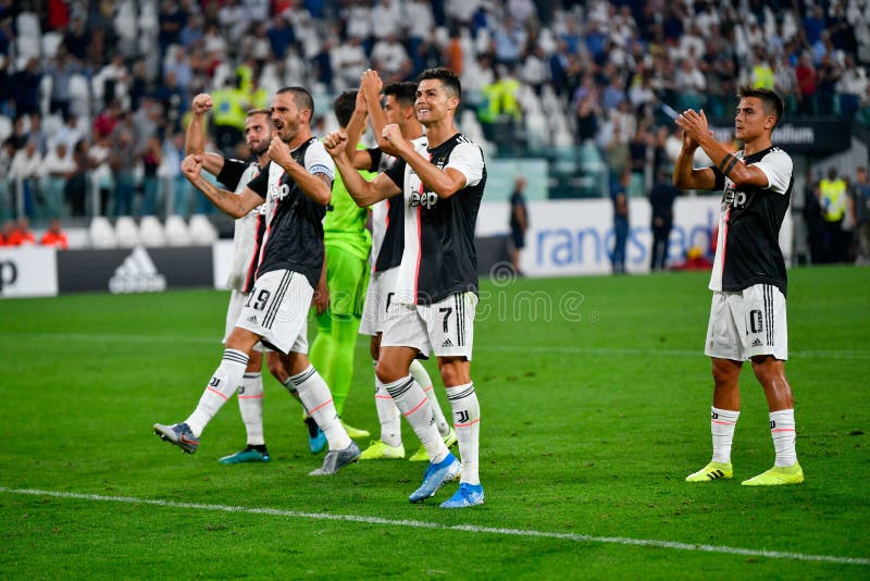 Juventus 1 0 players hi-res stock photography and images - Page 2 - Alamy