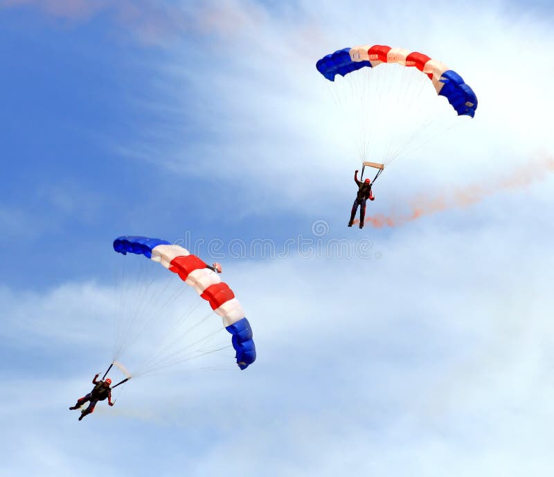 Celebrazione militare di salto di paracadute
