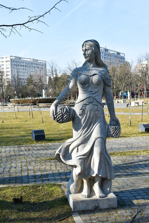 Cement woman stock photo. Image of quiet, woman, sculpture - 5704482