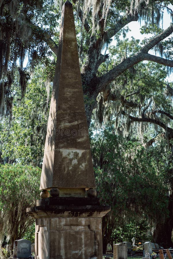 Cemetery Statuary Statue Bonaventure Cemetery Savannah