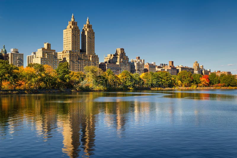Central Park Reservoir, fall foliage and Upper West Side. Manhattan, New York City