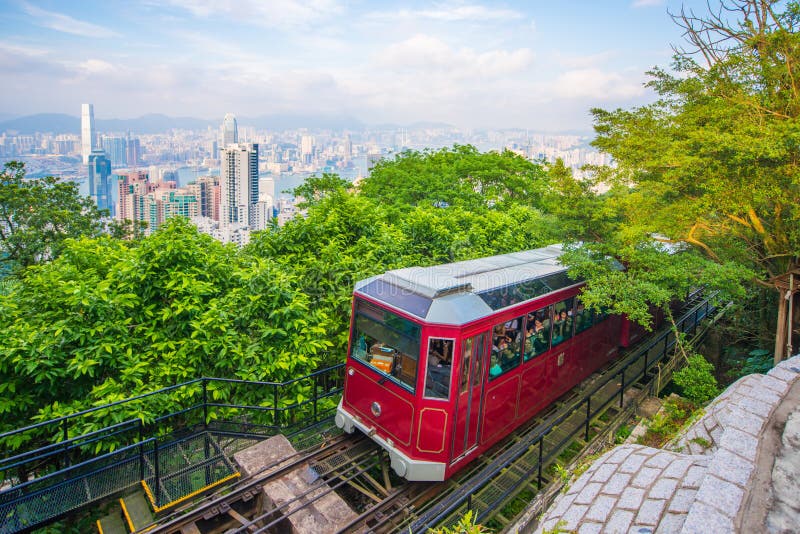 Centrala Hong Kong, Wrzesień, - 21, 2016: Szczytowy tramwaj, czerwony tra obraz stock Centrala Hong Kong, Wrzesień, - 21, 2016: Szczytowy tramwaj, czerwony tra obraz stock