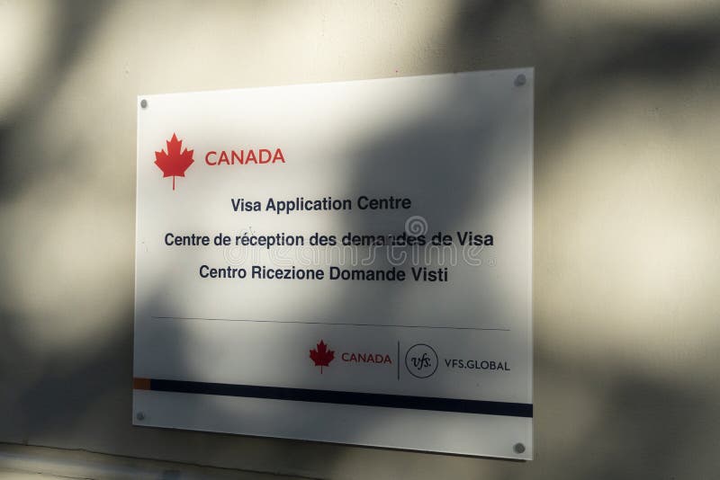 Centre Canadien De Demande De Visa Photo stock éditorial - Image du  application, plaque: 156543338