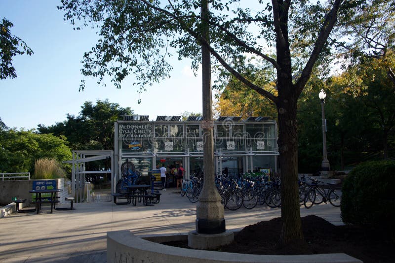 Centre de cycle de McDonalds, Chicago, l'Illinois photos stock Centre de cycle de McDonalds, Chicago, l'Illinois photos stock