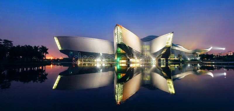 Centre de la Science de Guangdong photo libre de droits Centre de la Science de Guangdong photo libre de droits