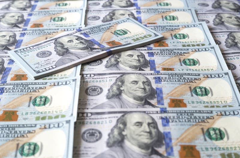 Cents billets d'un dollar photo libre de droits Cents billets d'un dollar photo libre de droits