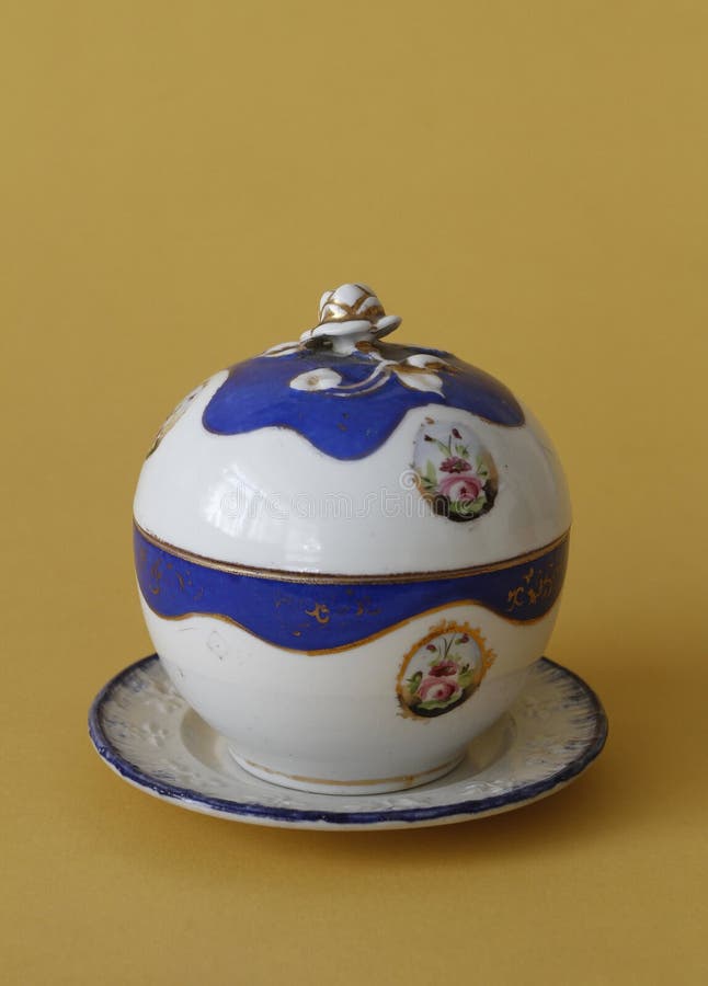 Ceramic Cups with Lids and Plates, Handmade, Patterned, with Lid Stock